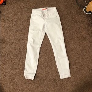 White Cropped Jeans